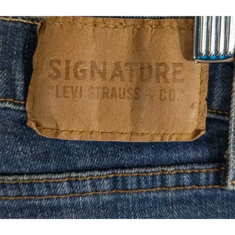 Levi's Signature S51 Straight Jeans 32x30 Levis Blue Denim Measures 34x29.5